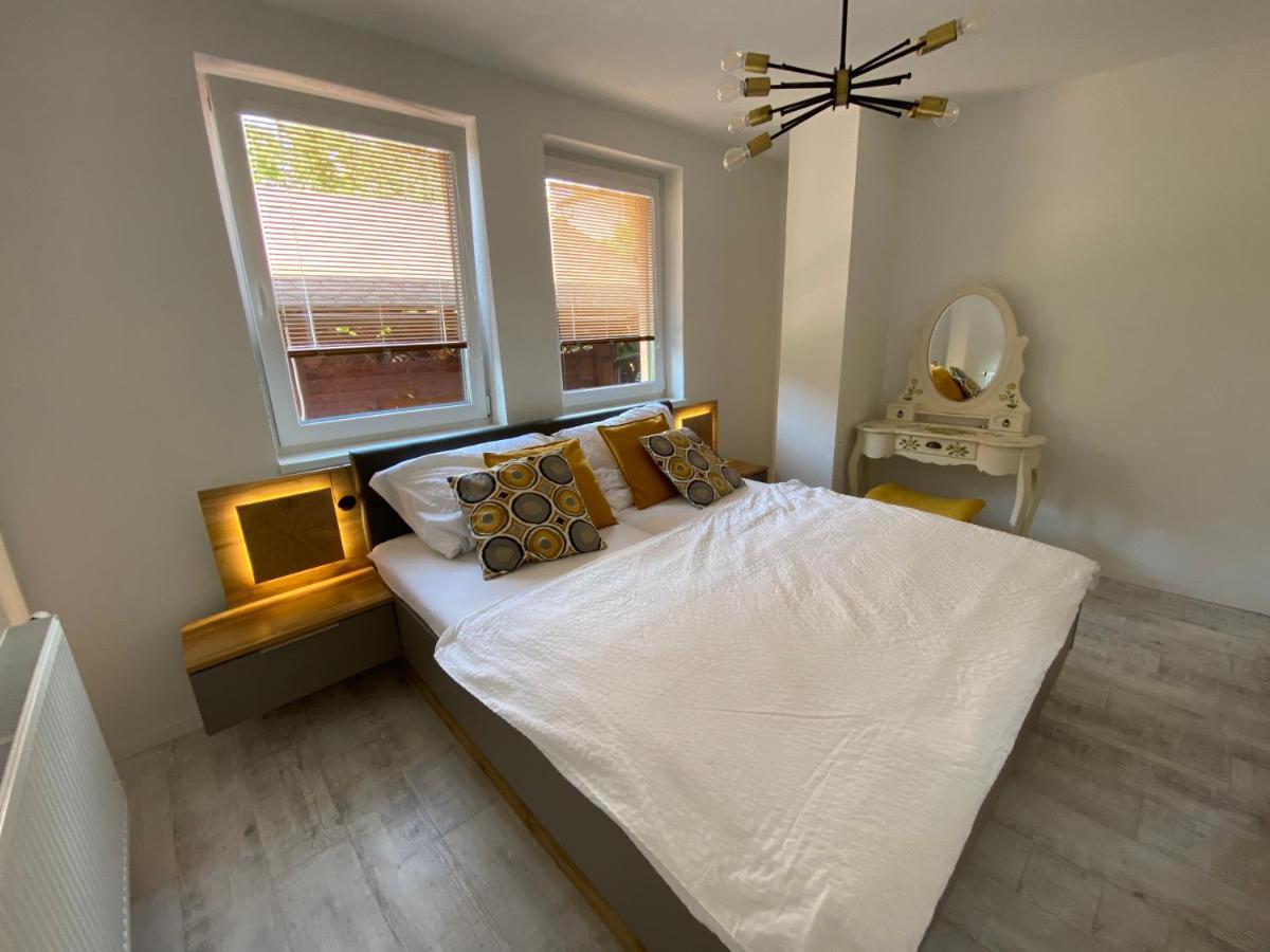 Luxusny Apartman Kanianka, Bojnice A Okolie ภายนอก รูปภาพ